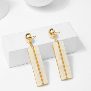 Elegant Mother of Pearl Look Drop Earrings